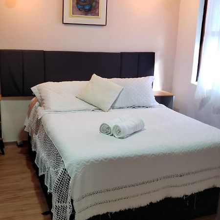 Hotel Casa D Antonia Pousada à Campos do Jordão Extérieur photo