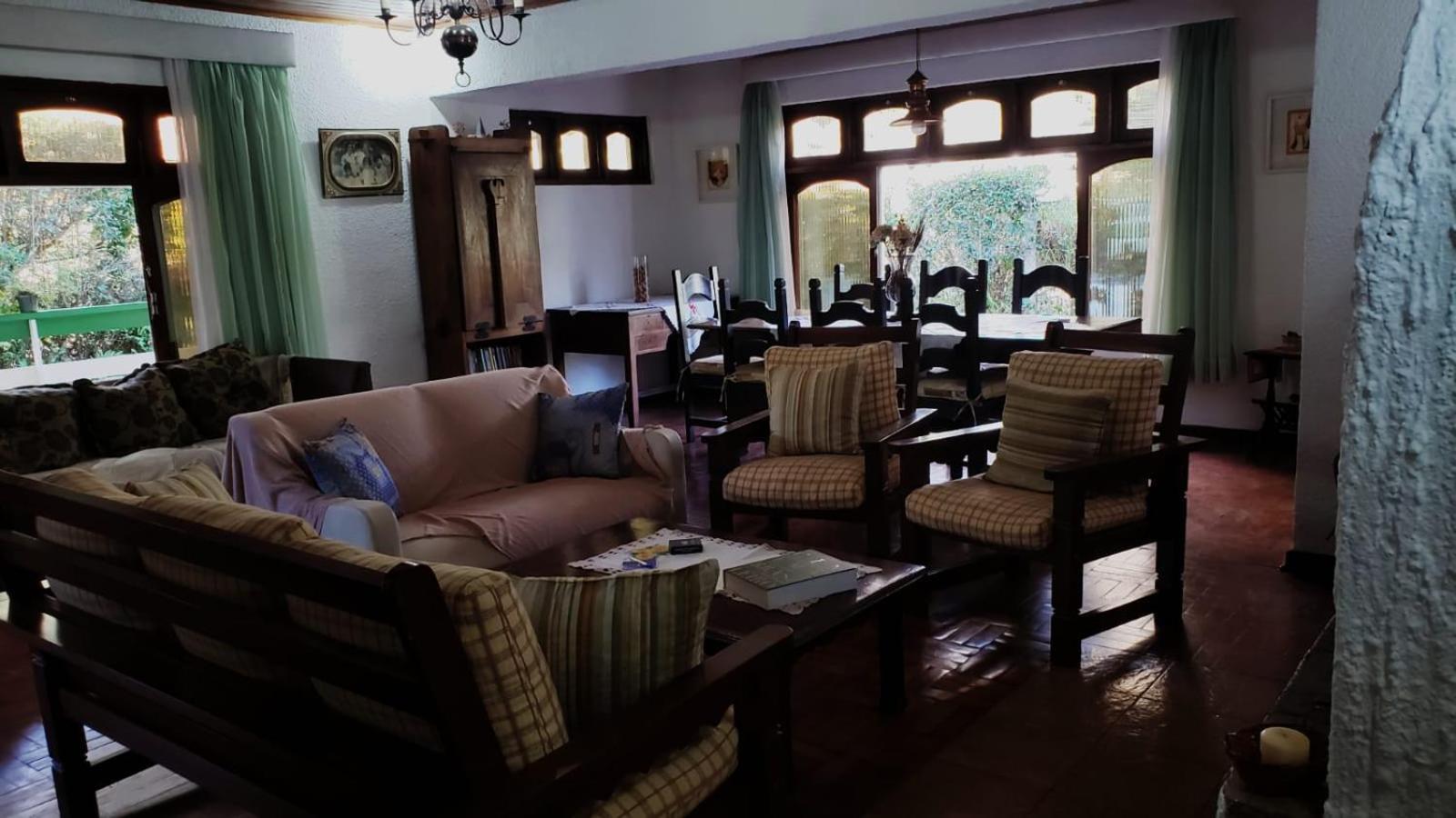 Hotel Casa D Antonia Pousada à Campos do Jordão Extérieur photo